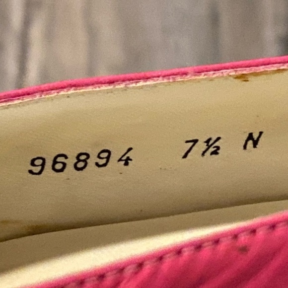 Roxy Pink Block Heel Women's Shoes - Picture 12 of 12